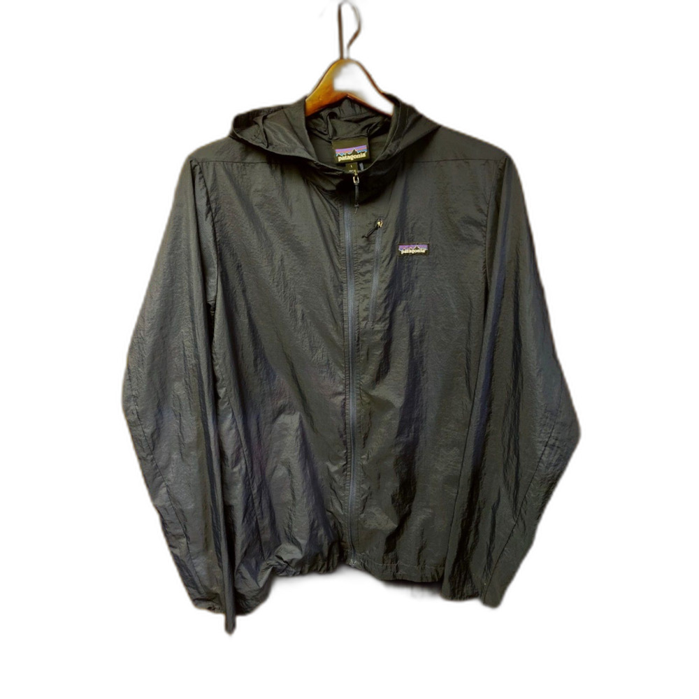 Patagonia lightweight recycled nylon hooded windbreaker size L hiking gorp